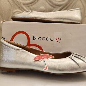 Blondo Jannet Ballet Flats. Silver/Leather. NIB. Size 9